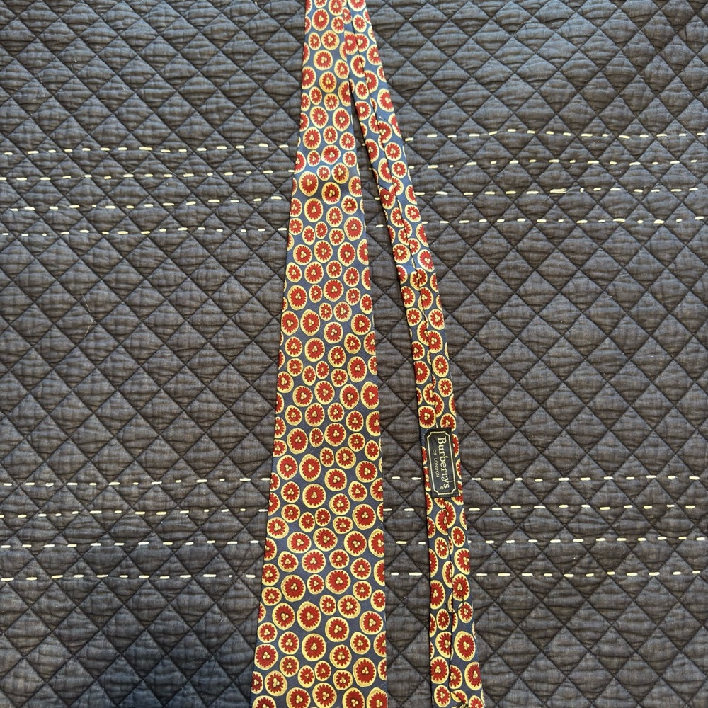 Vintage Burberry’s Red and Gold Patterned Tie